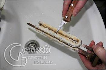 Чистим нагревательный элемент