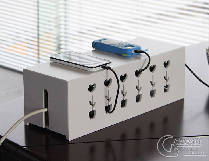 Коробка для зарядки телефонов Коробка для зарядки телефонов