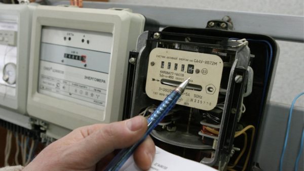 Какой счётчик электроэнергии лучше поставить в квартире