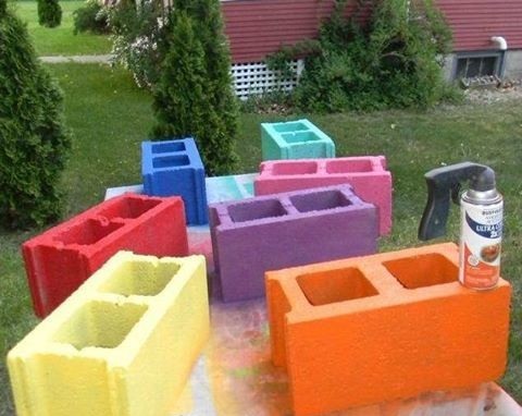 Совет! Шлакоблоки можно окрасить