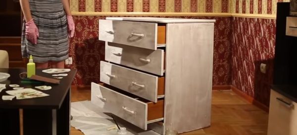 Оставляем комод подсыхать